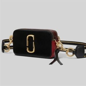 Marc Jacobs Black and Red Crossbody Bag with Gold Accents nwot